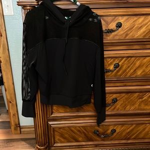 Zyia hoodie
